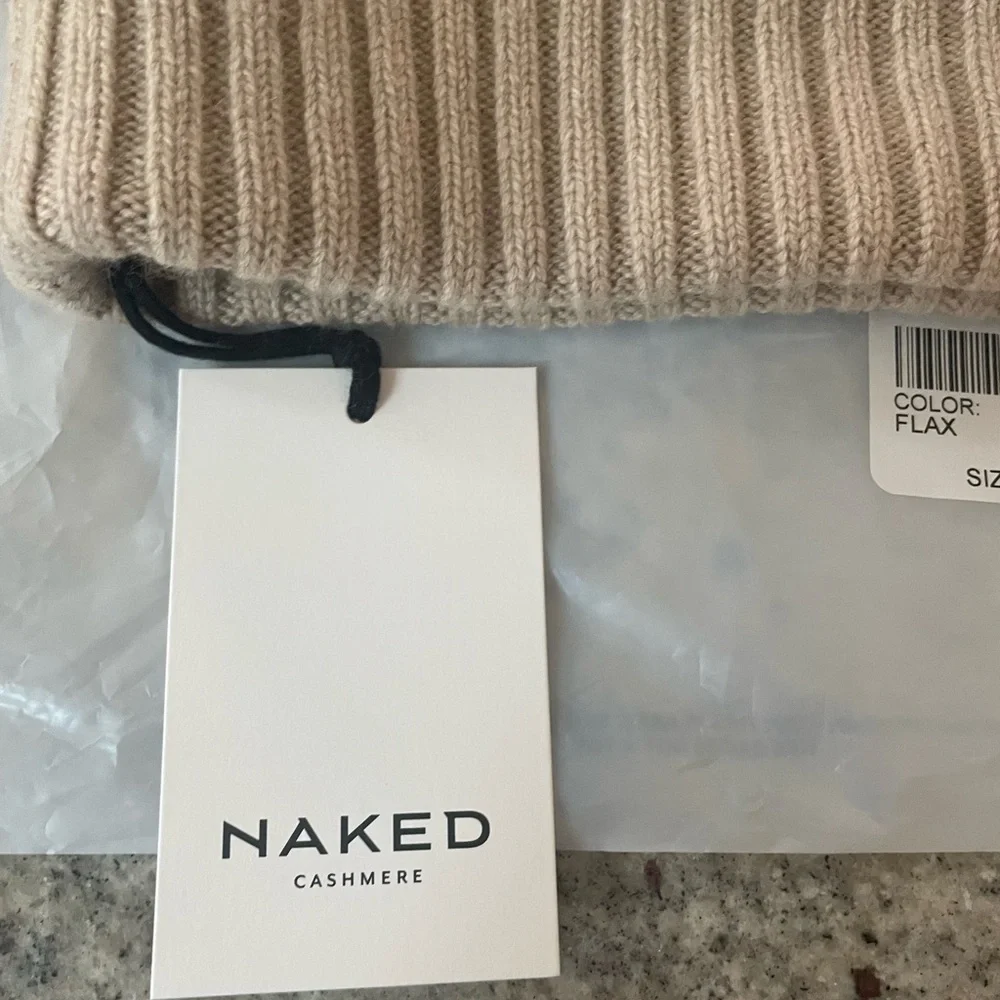 NAKEDCASHMERE FRAN Cashmere Bouclé Beanie Flax S/M